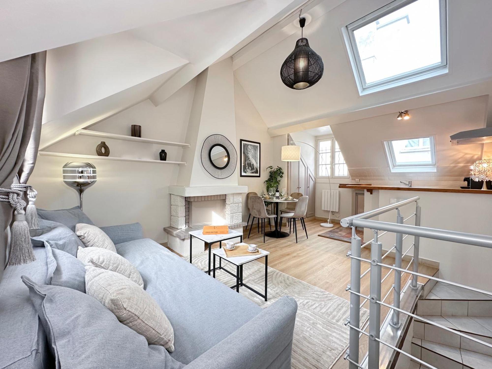 パリUnique & Beautiful Duplex In Saint-Germainアパートメント エクステリア 写真