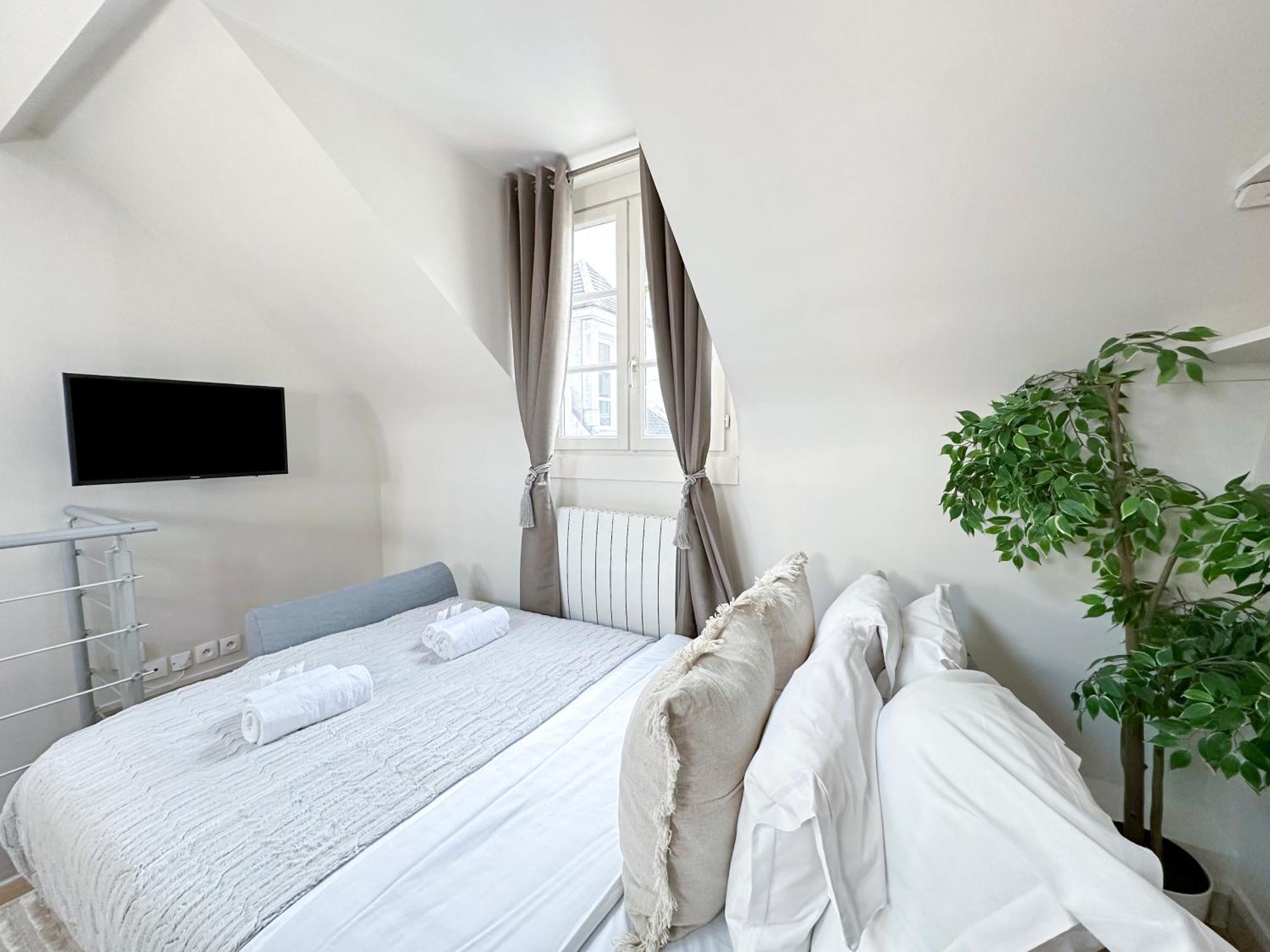 パリUnique & Beautiful Duplex In Saint-Germainアパートメント エクステリア 写真